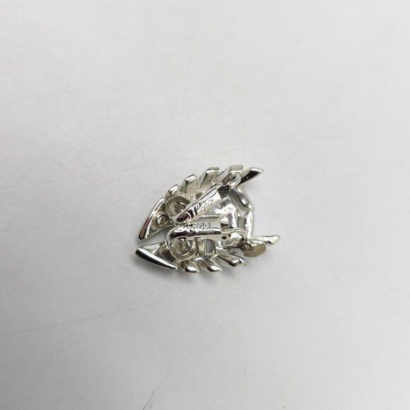 Silver Tone Coro Leaf Design Clip On Earrings Vintage - Picture 4 of 5